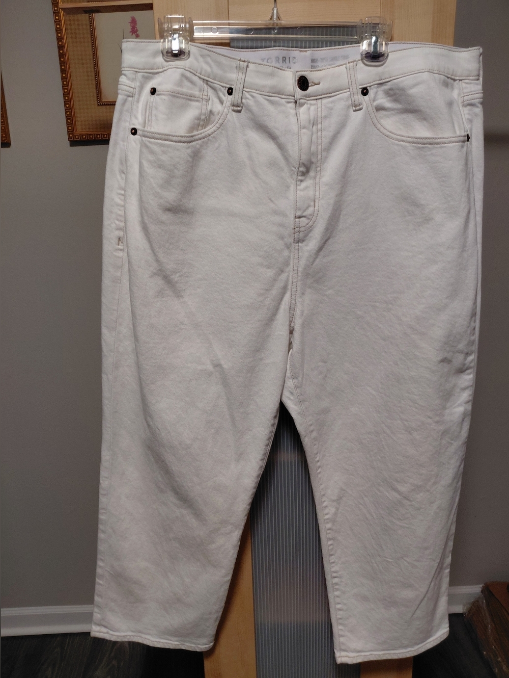 torrid High-Rise Ankle Crop Classic White Denim Jeans Cotton Cute